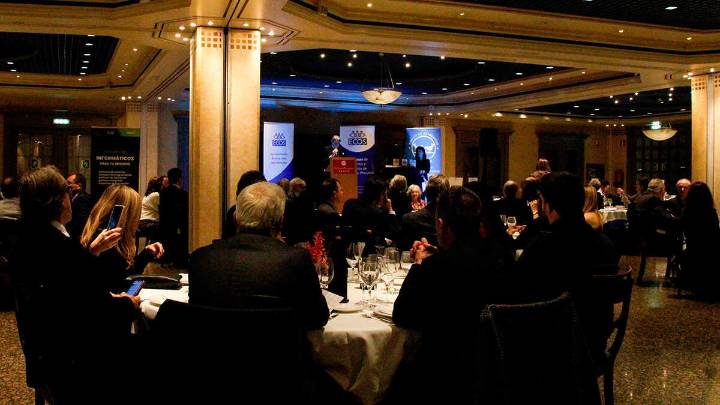 La Policía Local de Zaragoza recibe el Premio ECOS 2025