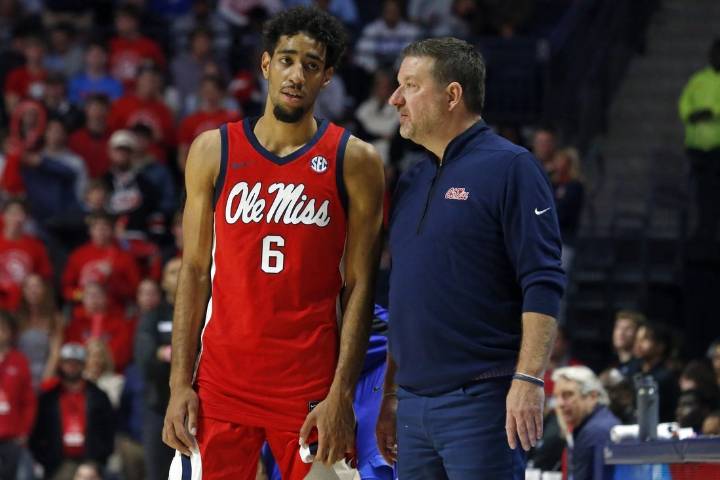 Deadspin | Ole Miss aims to apply pressure on Cal State Bakersfield