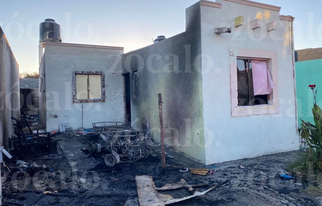 Se incendia domicilio en Ramos Arizpe; llamas consumieron una cuatrimoto