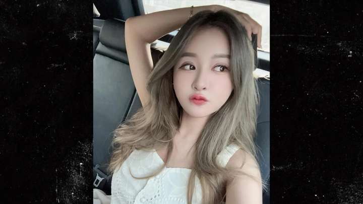 Influencer Found Dead in Hotel Bathtub, Police Launch Murder Investigation