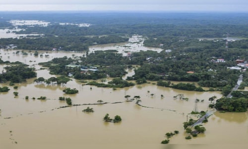 Deadly floods in Indonesia, Sri Lanka, Thailand, Malaysia kill more than 1,400 people