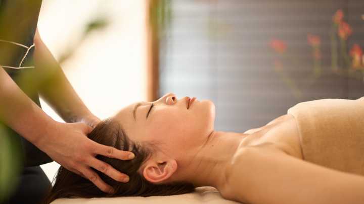 Pelo largo y saludable: ¿qué es la técnica de lavado japonés?, el secreto asiático para una melena impecable