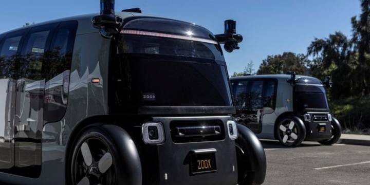 Amazon amplía su flota de robotaxis y ofrece viajes gratuitos en Estados Unidos
