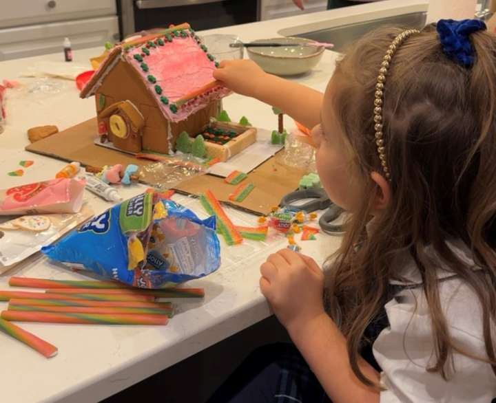 Syracuse’s Gingerbread Gallery returns for 40th year at Erie Canal Museum