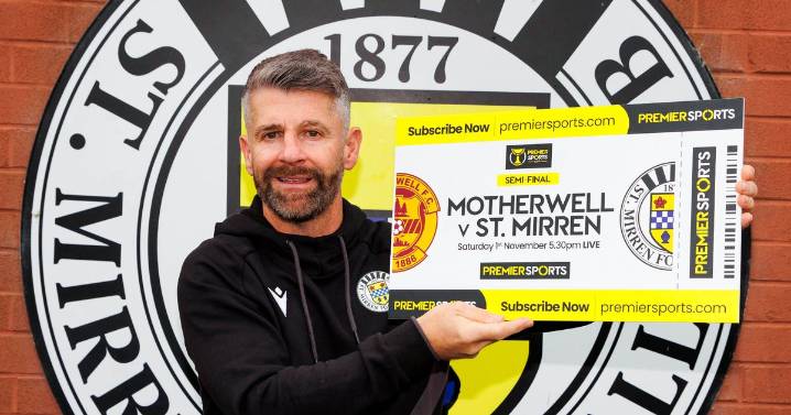 Motherwell v St Mirren: Stephen Robinson salutes black