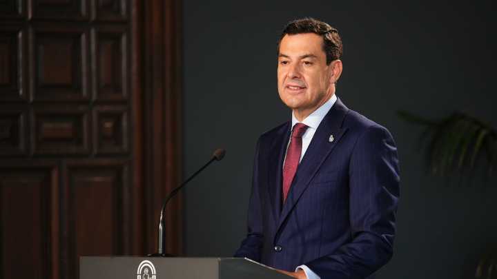 El PP aparta a Aureliano por el pelotazo de las mascarillas pese al "no sé nada" de Moreno y al "retenido" de Muñoz