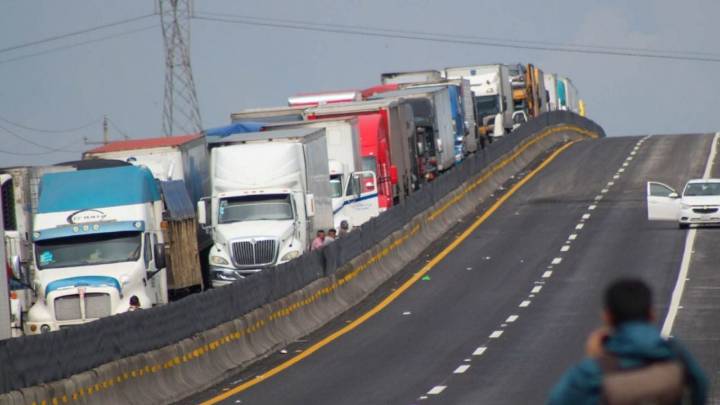 Puebla: estos son los 4 focos rojos de asaltos a transportistas en carreteras México