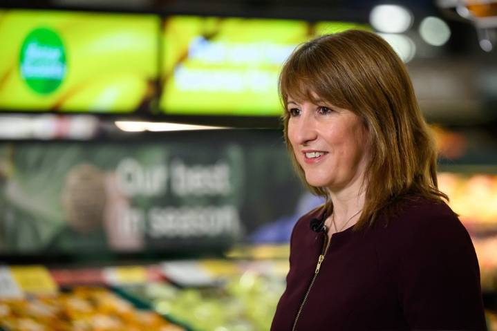 Britain’s unpopular government prepares a high-stakes budget and hopes for growth – Winnipeg Free Press