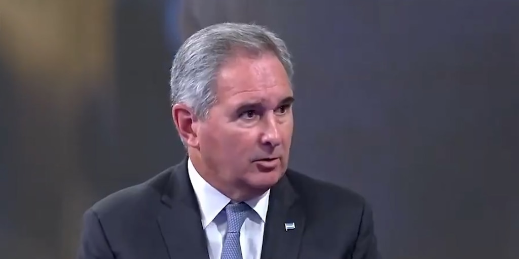 En su primera gira al exterior, Quirno viajó a Washington para ajustar los últimos detalles del acuerdo comercial con EEUU