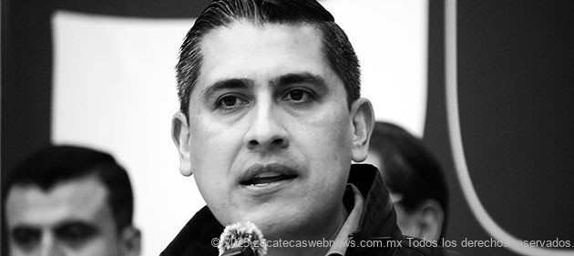 CARLOS PEÑA PRESENTA INICIATIVA EN DEFENSA DE PRODUCTORES AGRÍCOLAS