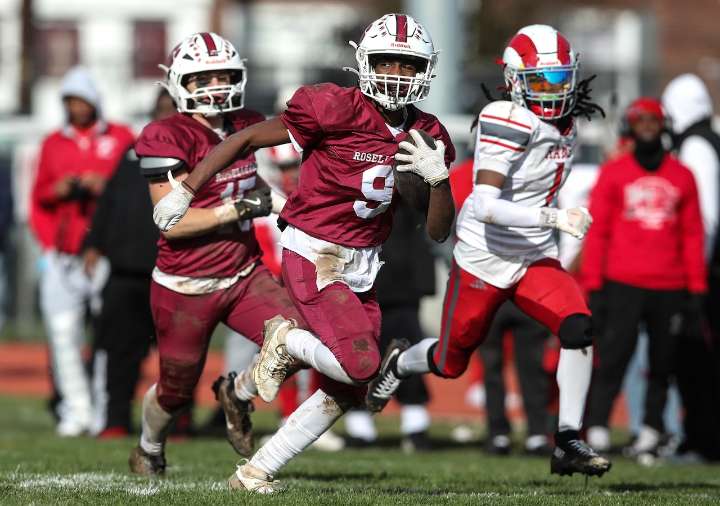 Cianfrocca, Griffin carry Roselle Park past Roselle in 106th, last Turkey Day meeting