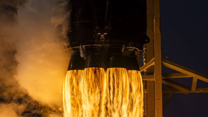 NASA vs SpaceX: ¿cuál es la nave más grande jamás construida para ir al espacio?