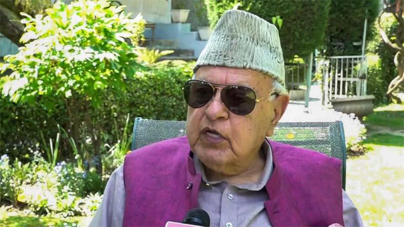 Tourists visiting J&K must see ‘Chrysanthemum Garden’: Farooq