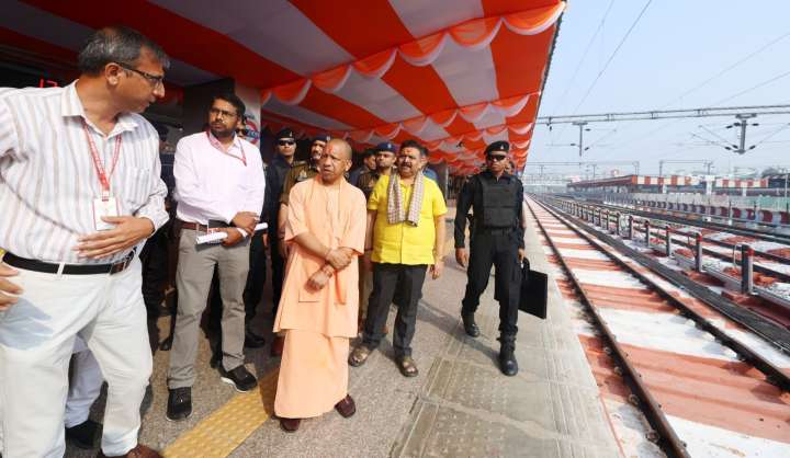 CM Yogi reviews  preparations at Banaras railway station ahead of PM's scheduled visit on November 7