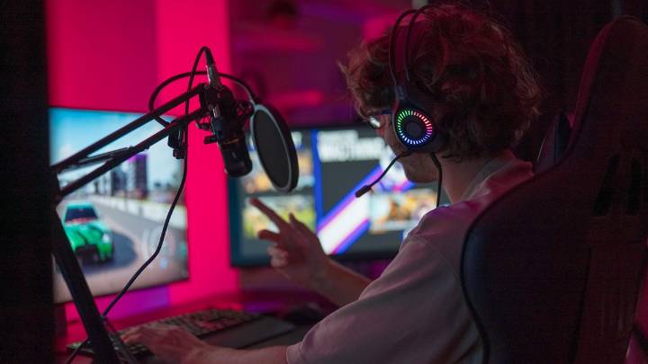 At TwitchCon, I Learned the Secret of Why Some Twitch Games Become Smash Hits