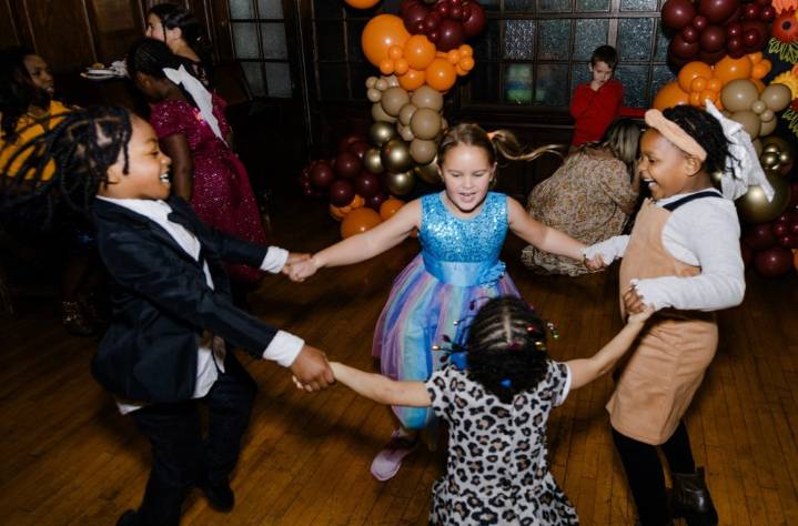 Roxborough Christian School hosts annual Fall Ball