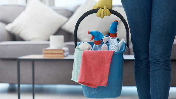15 Things In Your Home You Must Clean Before Winter Hits