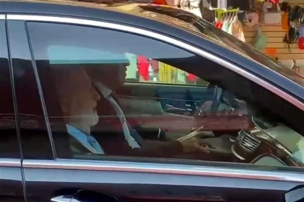 Recibe Sheinbaum a Carlos Slim en Palacio Nacional