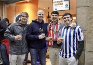 Gran ambiente previo al derbi en Donostia