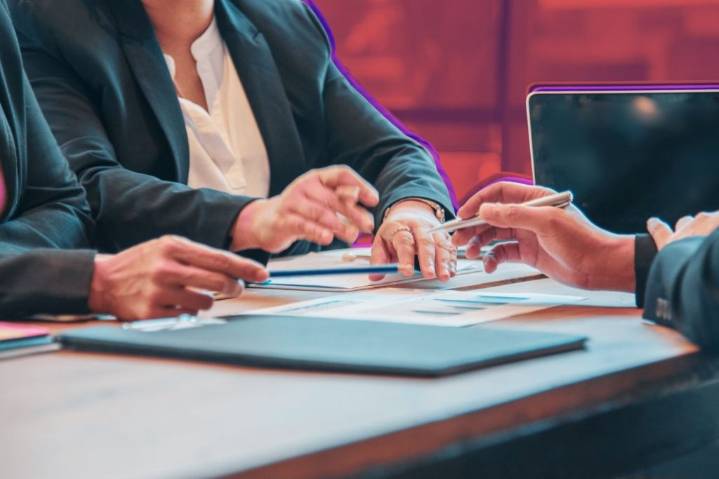 Don't Sell Your Business Without These 4 Core Advisors — One Saved My Client $1.8 Million