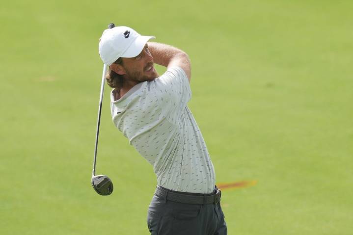 Rai makes albatross and is tied for lead with Fleetwood in Abu Dhabi