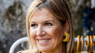 Queen Máxima bares ankles in 'architectural' cut