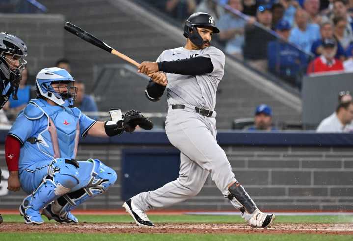 The Yankees are gambling big with $22 million offer to free agent outfielder