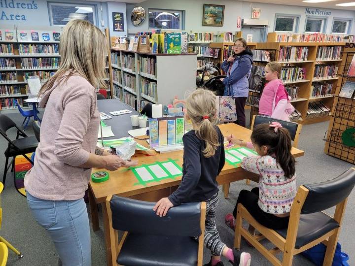 Youthful painters make their (book)marks | The Stratford Beacon Herald