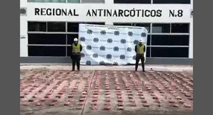 Policía incautó 347 kilos de cocaína ocultas en cajas de banano en el Puerto de Santa Marta La droga tenía como destino final Hamburgo, Alemania.