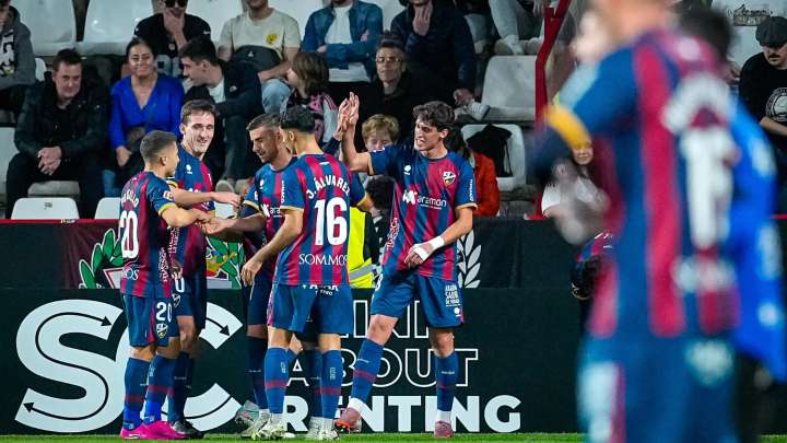 La SD Huesca viaja a Anoeta en busca de una victoria balsámica