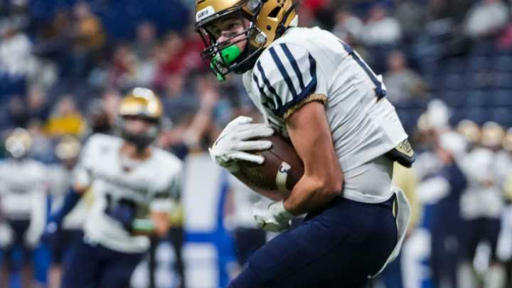 Bishop Dwenger wins Class 4A football state title, defeats Roncalli 36