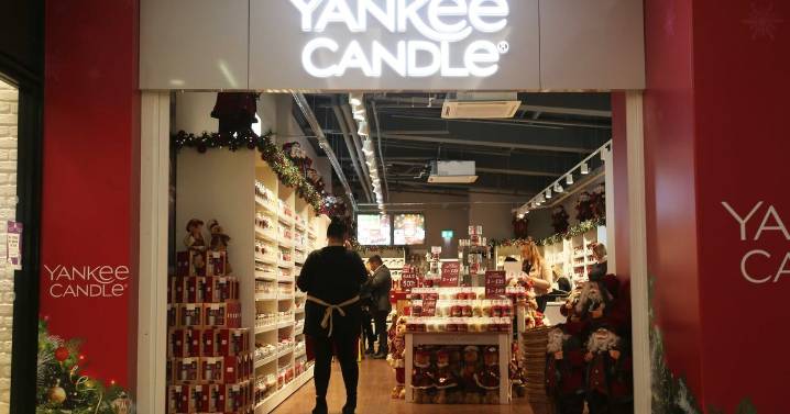 Shoppers loving 'wonderful' £19.95 Yankee Candle set