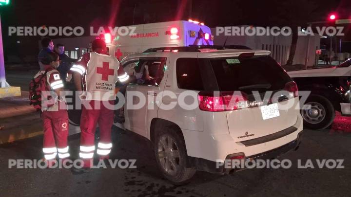 Accidente en Monclova: GMC Terrain 2012 de conductora sufre daños