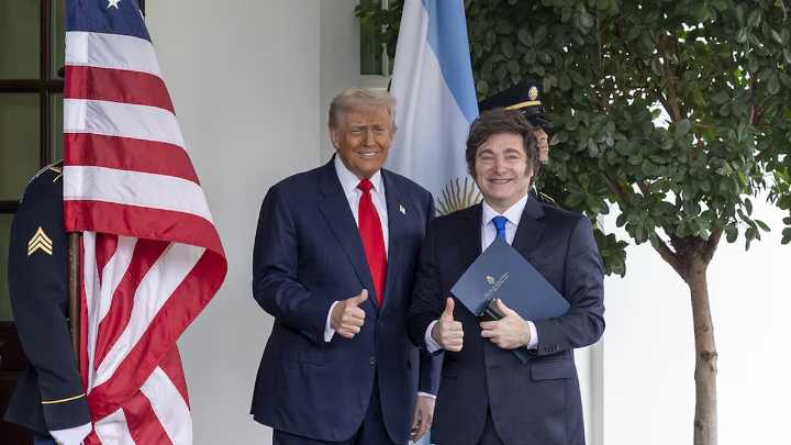 Milei viaja a Miami para el America Business Forum y podría reencontrarse con Donald Trump