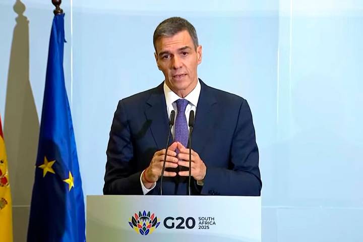 Sánchez muestra su “discrepancia” con la condena al fiscal general y avisa que debe pronunciarse el TC