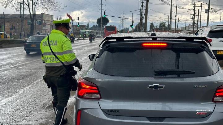 Estos son los carros que se salvan del pico y placa para los sábados ordenado por el alcalde Carlos Fernando Galán