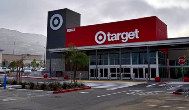 Target will now recycle your old clothes — and bring you new ones the next day – San Diego Union
