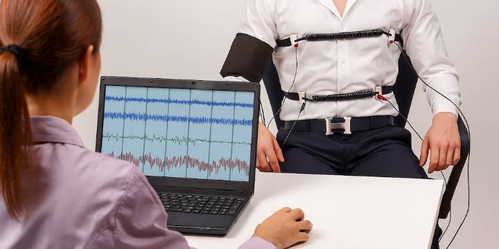 Cómo identificar cuando alguien me está mintiendo, según la IA