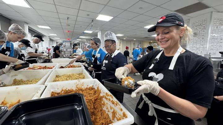 God's Love: Bringing Thanksgiving to sick New Yorkers