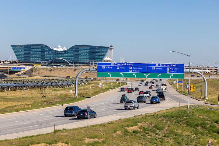 DEN solicita comentarios para mejorar la experiencia de viaje en Peña Boulevard