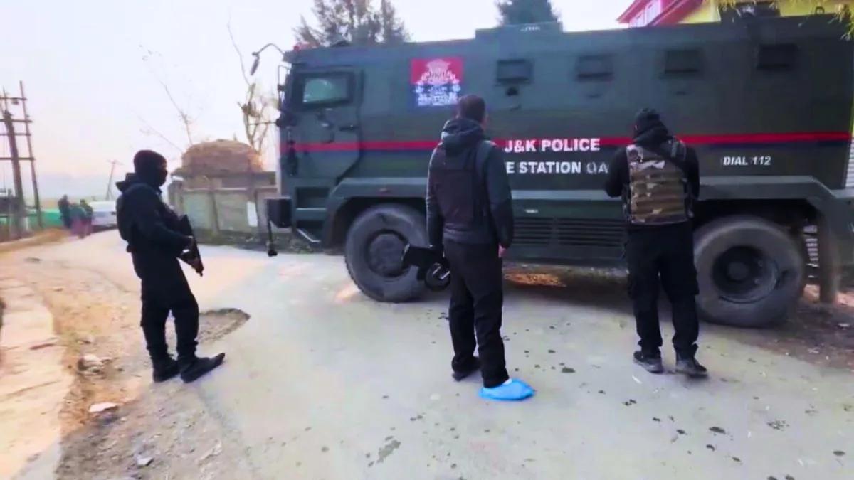 Massive crackdown in South Kashmir: Police launch fresh raids on Jamaat