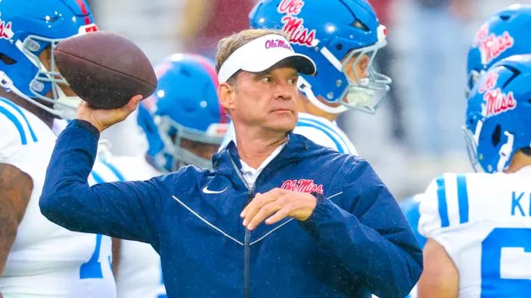 Lane Kiffin sends two-word message after calls to leave Ole Miss
