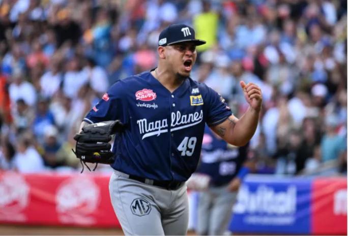 Magallanes cazó Leones en el Monumental