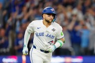 Blue Jays extend Bo Bichette qualifying offer, make other roster moves