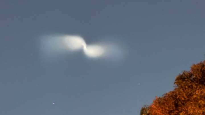 Strange light seen across east coast. Here's what caused it