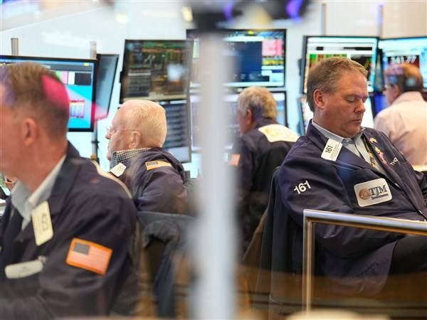 AI darlings prop up Wall Street as most other stocks fall