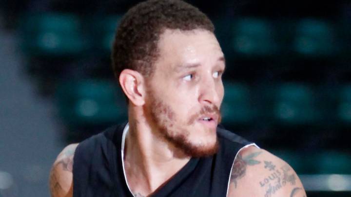 Delonte West Arrested After Being Found Unconscious
