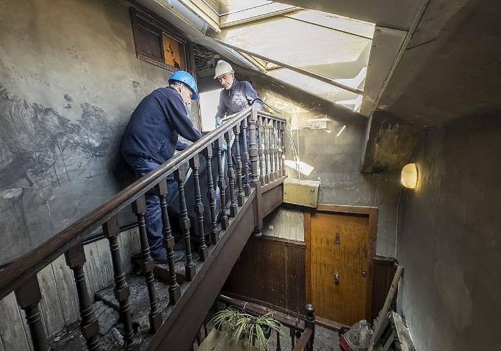 El investigado por el incendio mortal de Juan de la Cosa dice que sí avisó del fuego