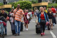 Acnur: Éxodo de venezolanos sigue estable desde el despliegue militar de Estados Unidos  en el Caribe