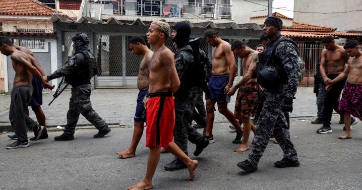 Nueva masacre policial en Río de Janeiro: muertos y detenidos en redada contra "Comando Vermelho"